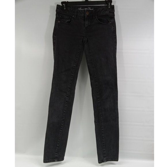 American Eagle Outfitters Denim - American Eagle Black Denim Super Stretch Skinny Jeans Size 0